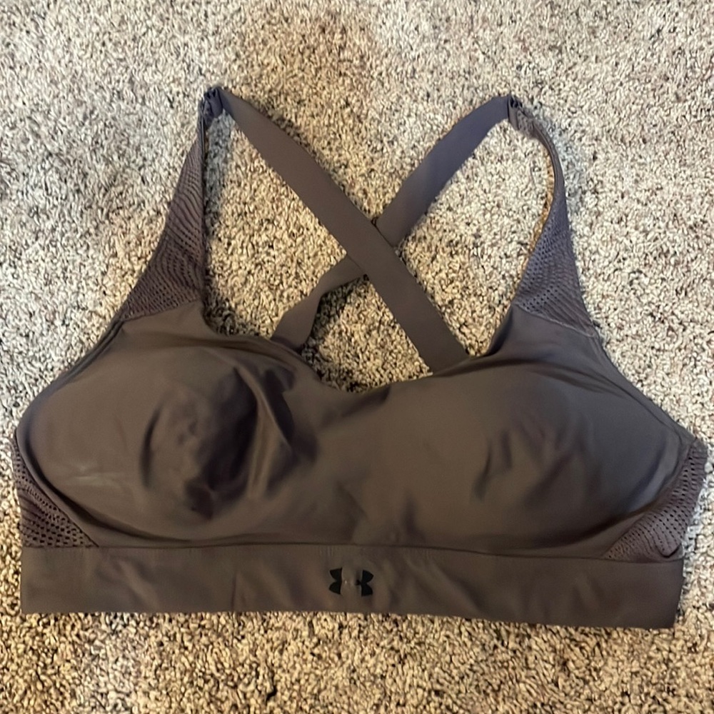 Under Armour Sport Bra - size large